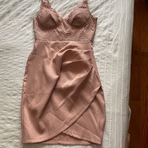 Mura Boutique size 4 peach/pink dress